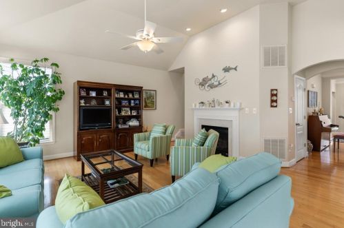 33715 Reservoir Dr, Lewes DE  19958-6863 exterior