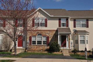 390 Madison Dr, Shrewsbury, PA 17361-1628