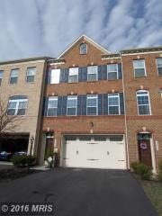 24956 Ashgarten Dr, Fairfax, VA 20152-4393