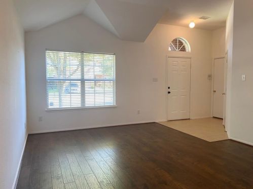 1924 Jackson Dr, Oak Point TX  75068-5877 exterior