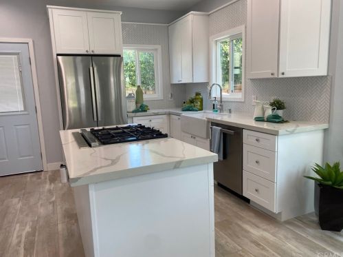 4701 14th St, Long Beach, CA 90804-3114