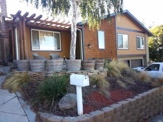 500 Cambridge Dr, Benicia, CA 94510-1316
