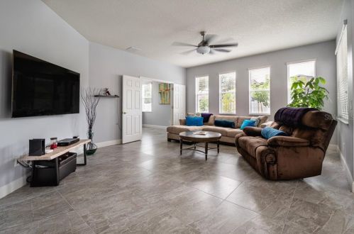 8832 Leeland Archer Blvd, Orlando FL 32836-8837 exterior