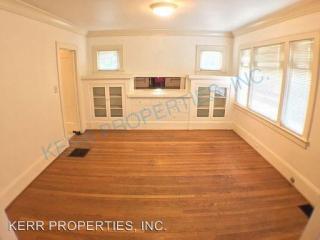 2823 47th Ave, Portland OR  97206-1505 exterior