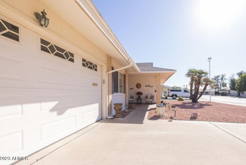 13834 Kaanapali Dr, Sun City, AZ 85351-2233