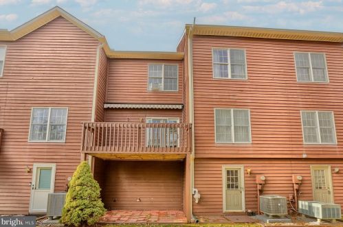 730 Sterling Ct, West Enola PA  17025-2655 exterior