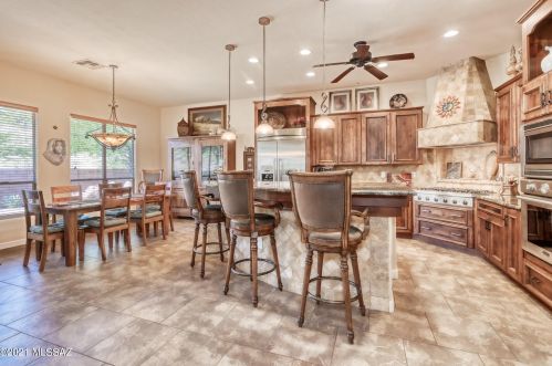 36618 Desert Sun Dr, Tucson AZ 85739-3056 exterior