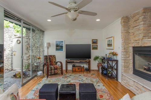 4500 Westridge Ave, Fort Worth, TX 76116-8247