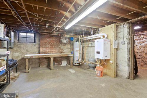 727 Baltimore Pike, Kennett Sq PA  19348-2405 exterior