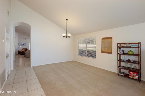 902 San Mateo Ct, Gilbert, AZ 85233-7114