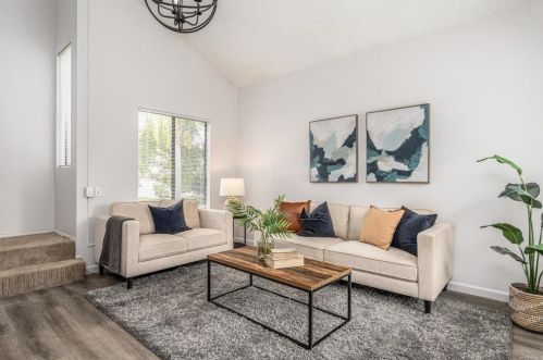 3638 Avocado Village Ct, La Mesa, CA 91941-7374