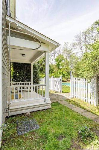 31 Jelliff Mill Rd, New Canaan, CT 06840-6507
