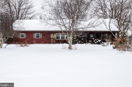 970 Whisler Rd, Etters, PA 17319-9446