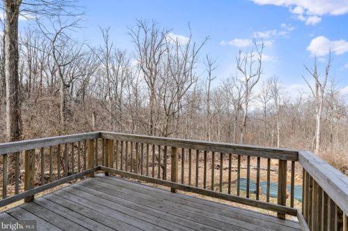 801 High Top Rd, Linden VA  22642-5445 exterior