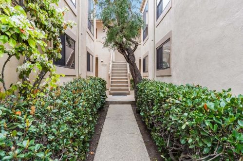 573 Sierra Ave, Solana Beach, CA 92075-2207
