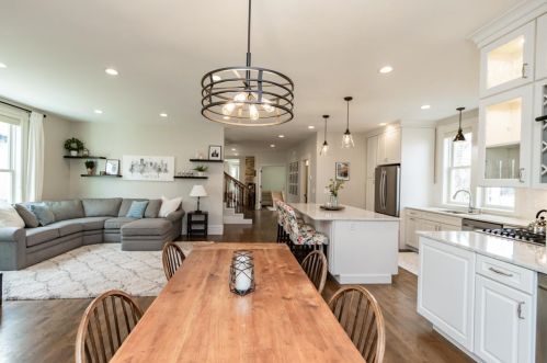 539 Holly Ave, Saint Paul MN 55102-2210 exterior