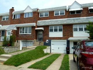 12639 Biscayne Dr, Philadelphia, PA 19154-2005