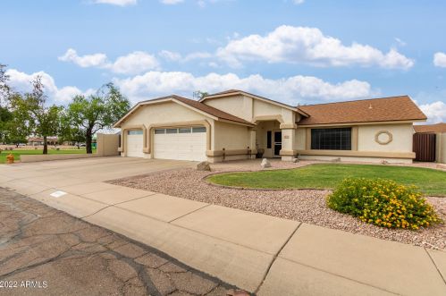 4344 Cielo Grande, Glendale AZ  85310-3929 exterior