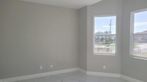 4214 11th St, Lehigh Acres, FL 33976-2714