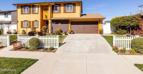 421 Aristotle St, Simi Valley, CA 93065-1708