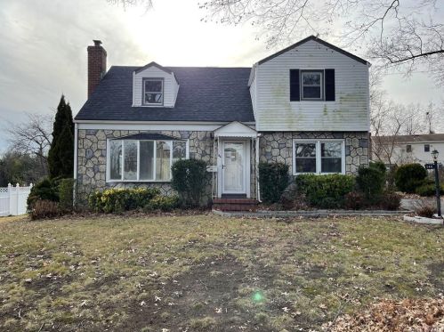 144 Hilburn Rd, Scarsdale, NY 10583-6137