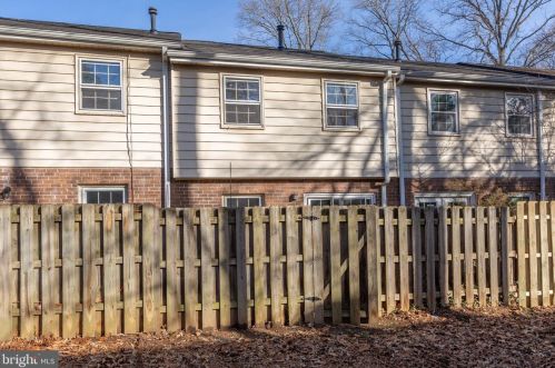 426 Greenbrier Ct, Fredericksburg VA  22401-5517 exterior