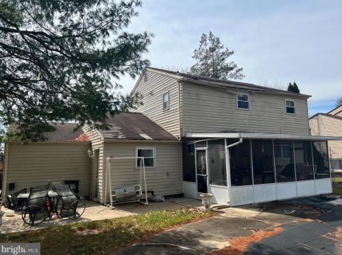 375 Maple Ave, Southampton PA  18966-3563 exterior