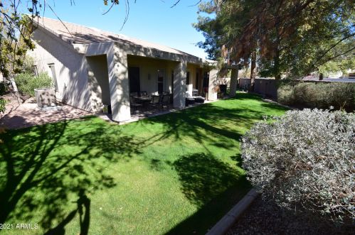 827 Date Palm Dr, Gilbert AZ 85234-4947 exterior