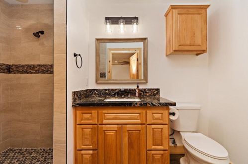 305 North Shore Dr, Big Bear City CA  92314-9792 exterior
