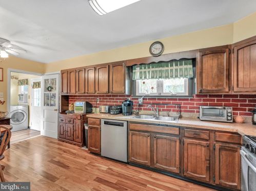 612 Beechwood Rd, Willow Grove PA  19090-1304 exterior