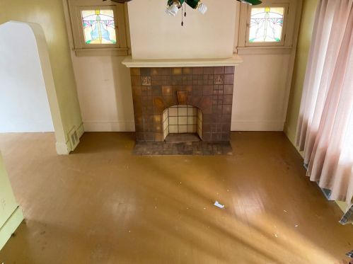 1806 Powers St, Mckeesport PA  15132-5149 exterior