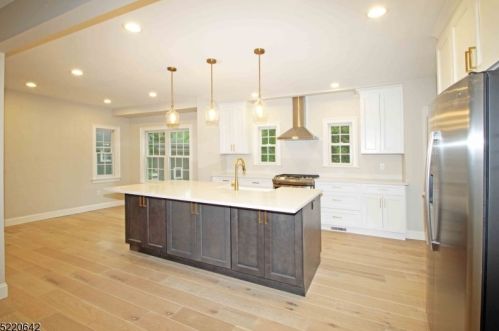 20 Condit Rd, Mountain Lakes NJ  07046-1203 exterior