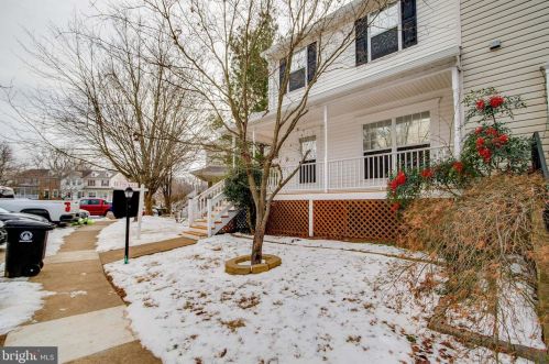 511 Breckinridge Sq, Leesburg, VA 20175-8968