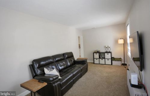 204 Forney Ave, Hanover PA  17331-2919 exterior