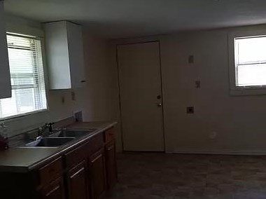 411 Bradshaw St, Denton, TX 76209-4313