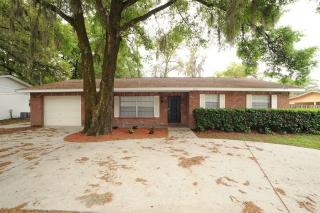 505 Lumsden Rd, Brandon FL  33511-6445 exterior