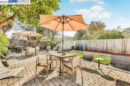 2708 Humboldt Ave, Oakland CA  94602-3635 exterior