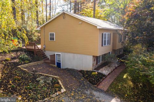 1154 Osborne Rd, Downingtown, PA 19335-1981