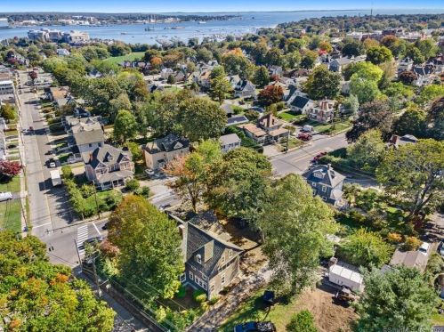 185 Ocean Ave, United States Coast Guard Ac, CT 06320-4835