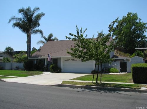 15232 Rolling Ridge Dr, Chino Hills, CA 91709-2667