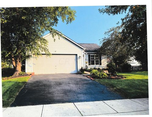 1369 Pepper Ln, Marysville, OH 43040-8957