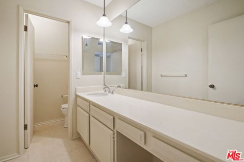 1966 Huntington Dr, South Pasadena CA  91030-4950 exterior