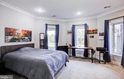 20405 Crimson Pl, Leesburg VA 20175-6362 exterior