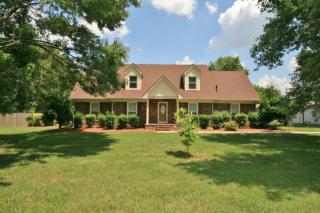 901 Rucker Ln, Murfreesboro TN  37128-5018 exterior