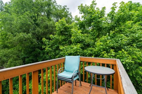 702 Pike St, Covington KY 41011-2126 exterior