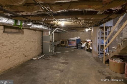 528 Liberty St, Charles Town WV  25414-1830 exterior