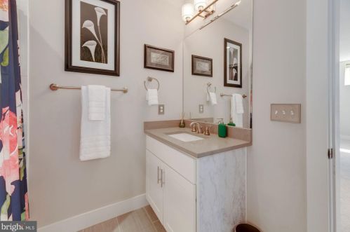 7413 Bethune St, Falls Church VA  22043-1316 exterior