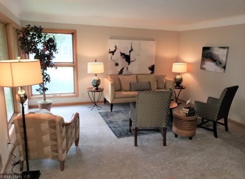 2179 Eleanor Ave, Saint Paul, MN 55116-1357