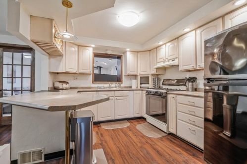 601 Diehl Dr, Mckeesport PA  15132-7420 exterior