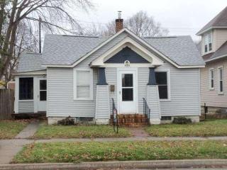 420 Avon St, La Crosse, WI 54603-3002